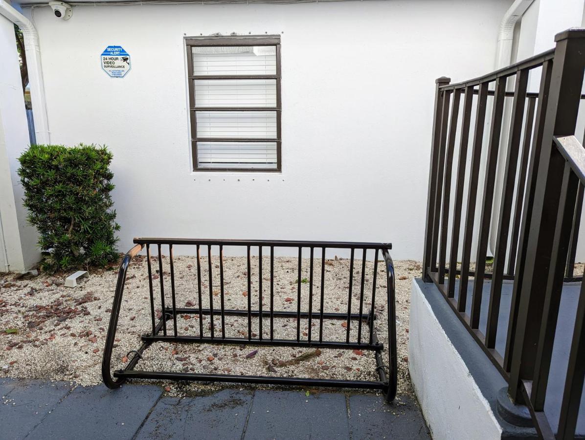 Pier Walk On Deerfield Beach Island Exterior photo