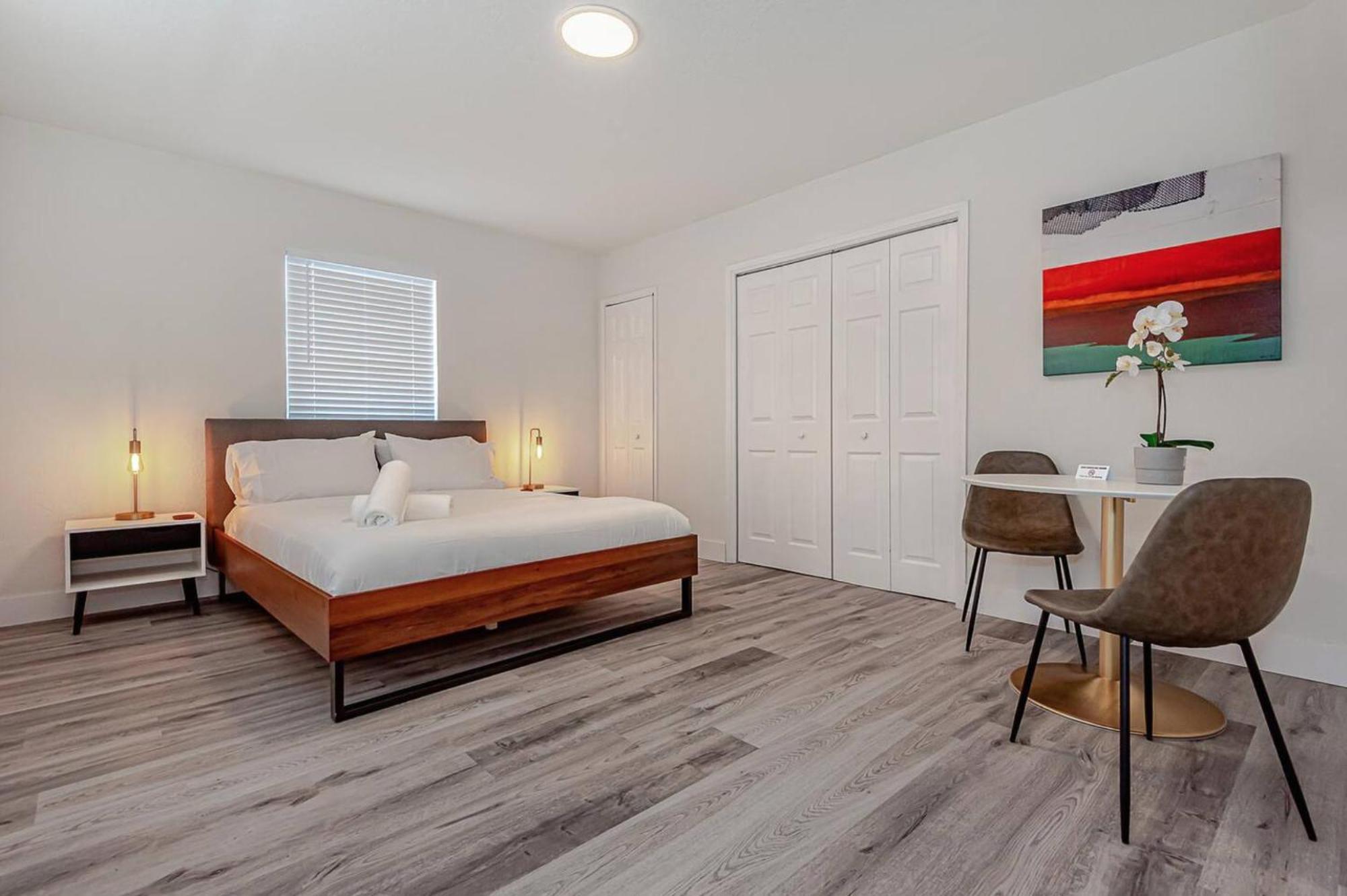 Pier Walk On Deerfield Beach Island Room photo